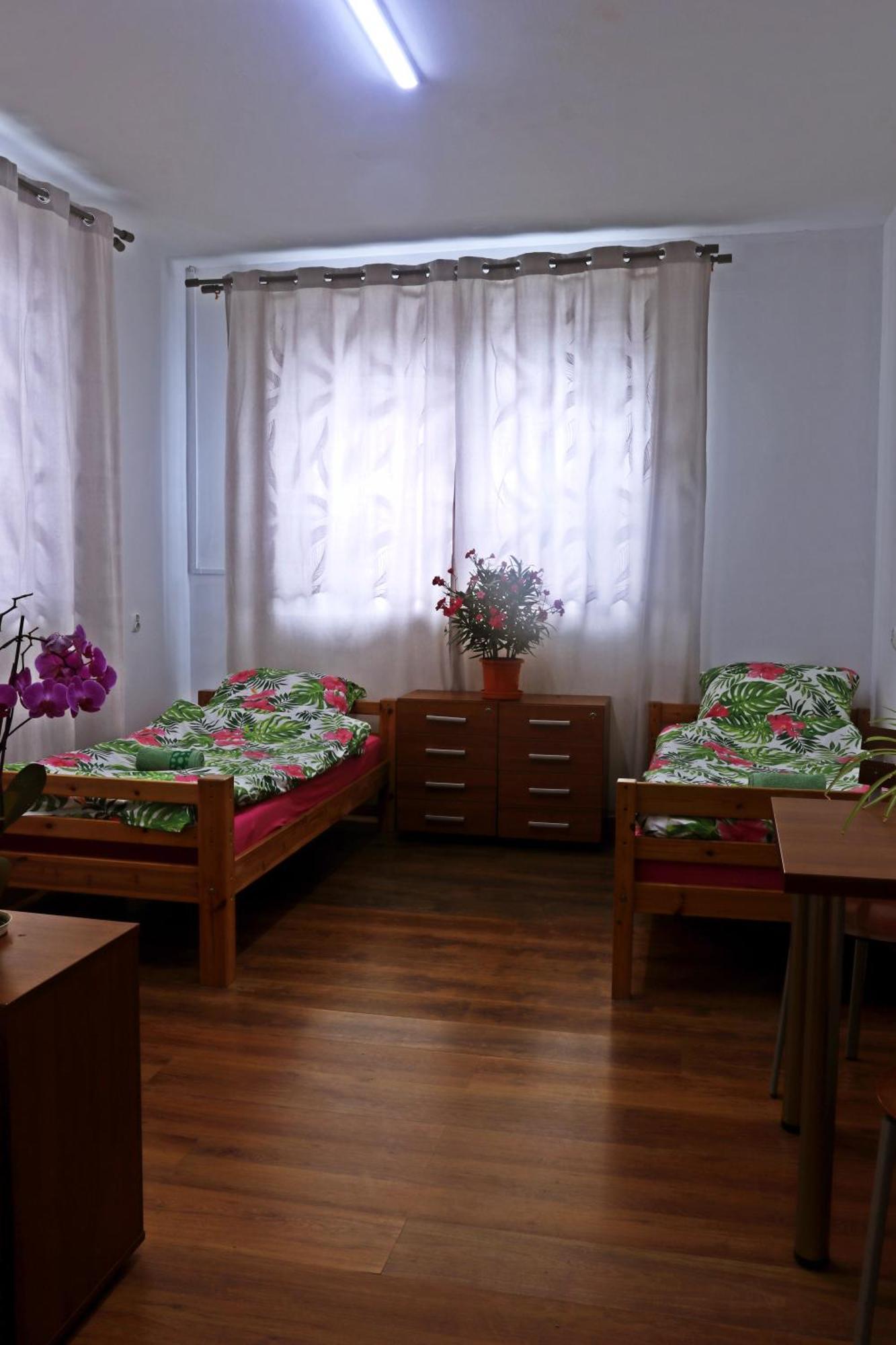 Hotel Dworek Wrocław Extérieur photo